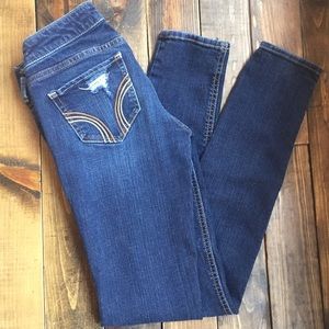💕Hollister distressed skinny jeans W25/L31💕